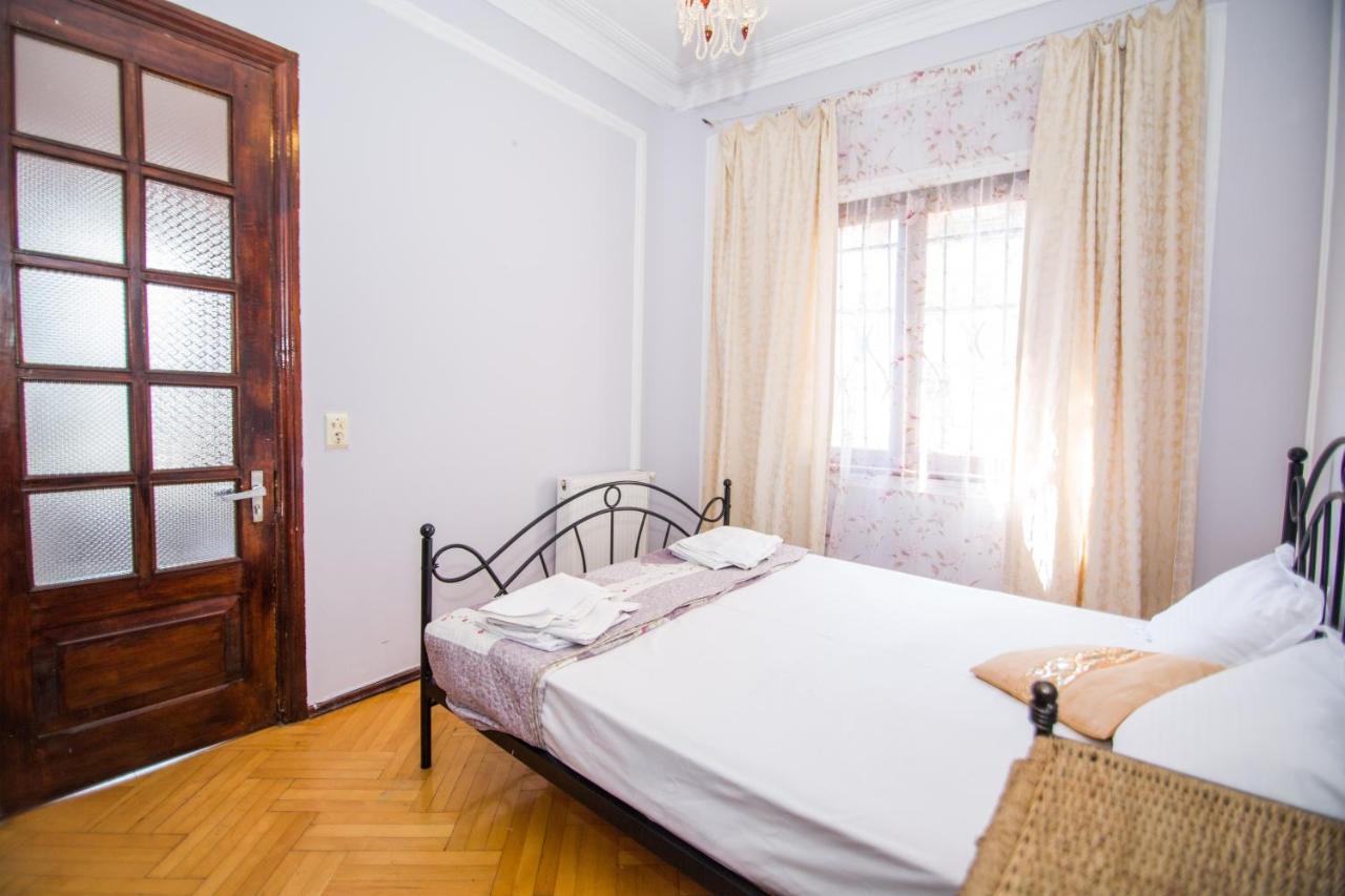Anbani Apartment City Center Тбилиси Екстериор снимка