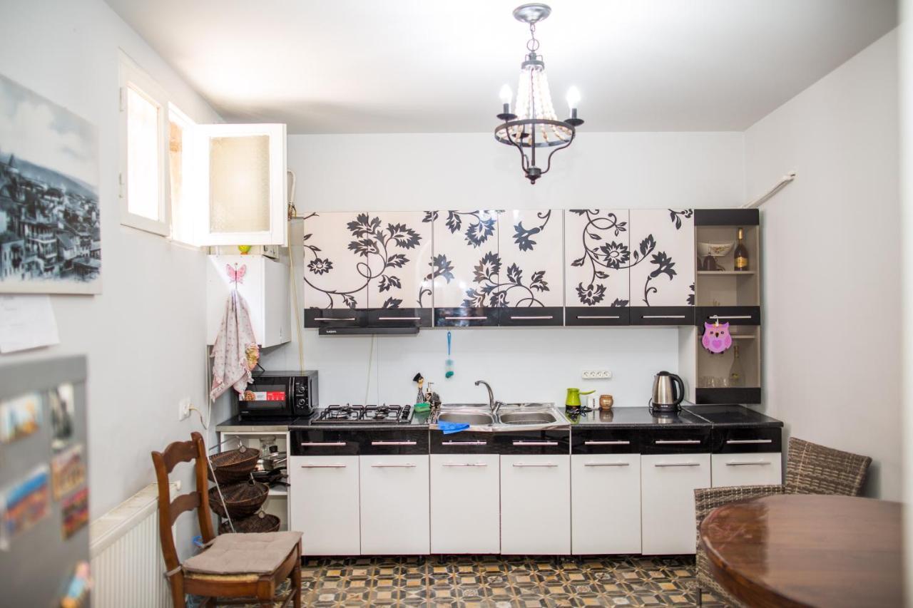Anbani Apartment City Center Тбилиси Екстериор снимка
